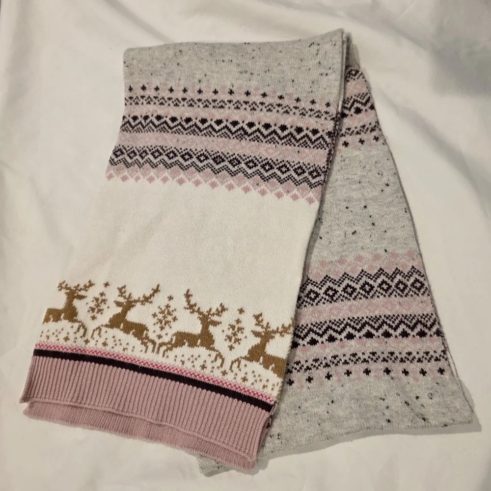 Talbots charming scarf